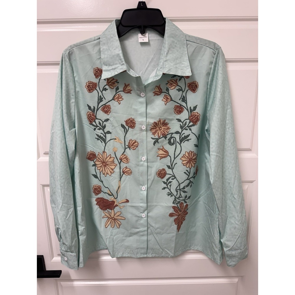 Unbranded Mint Green Floral Embroidered Button Front Blouse Large